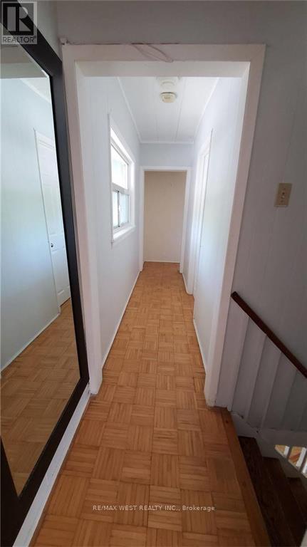 B (Back) - 66 Dagmar Avenue, Toronto, Ontario  M4M 1W1 - Photo 15 - E12170820