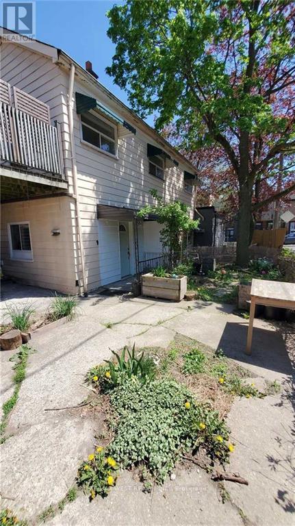 B (Back) - 66 Dagmar Avenue, Toronto, Ontario  M4M 1W1 - Photo 4 - E12170820