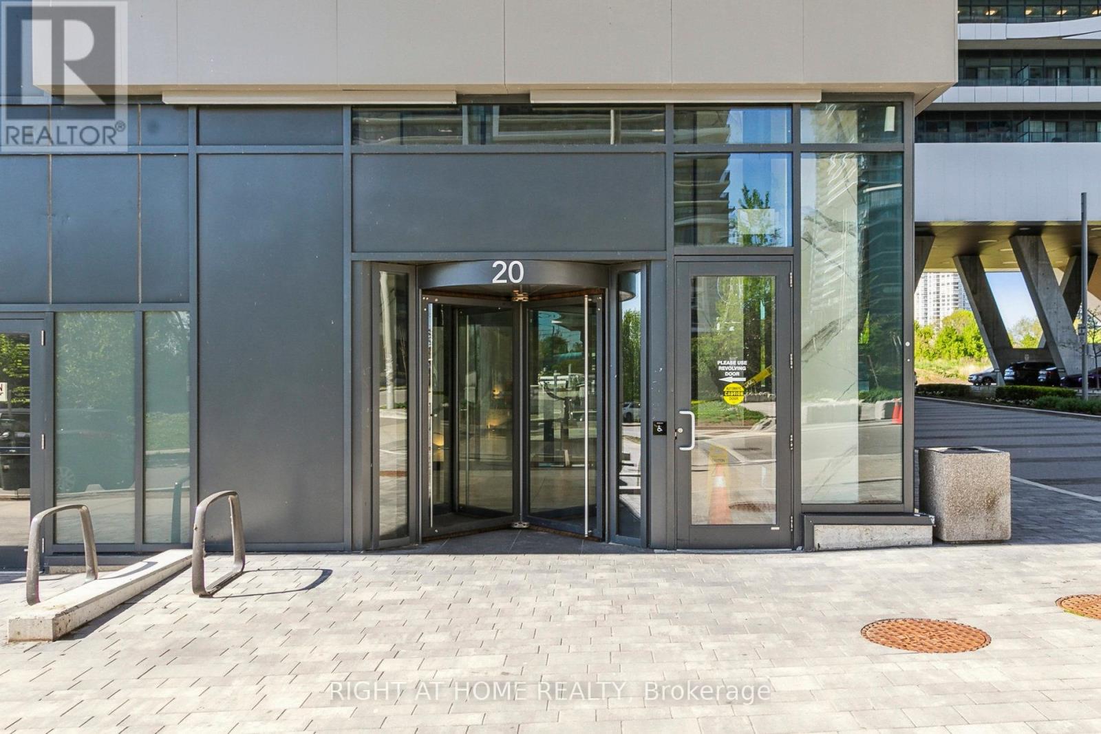 2206 - 20 Shore Breeze Drive, Toronto, Ontario  M8V 0C7 - Photo 2 - W12184429