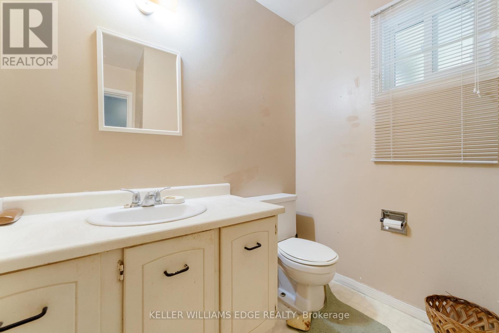 20 - 568 Sheraton Road, Burlington (Appleby), Ontario  L7L 4B2 - Photo 4 - W12184447