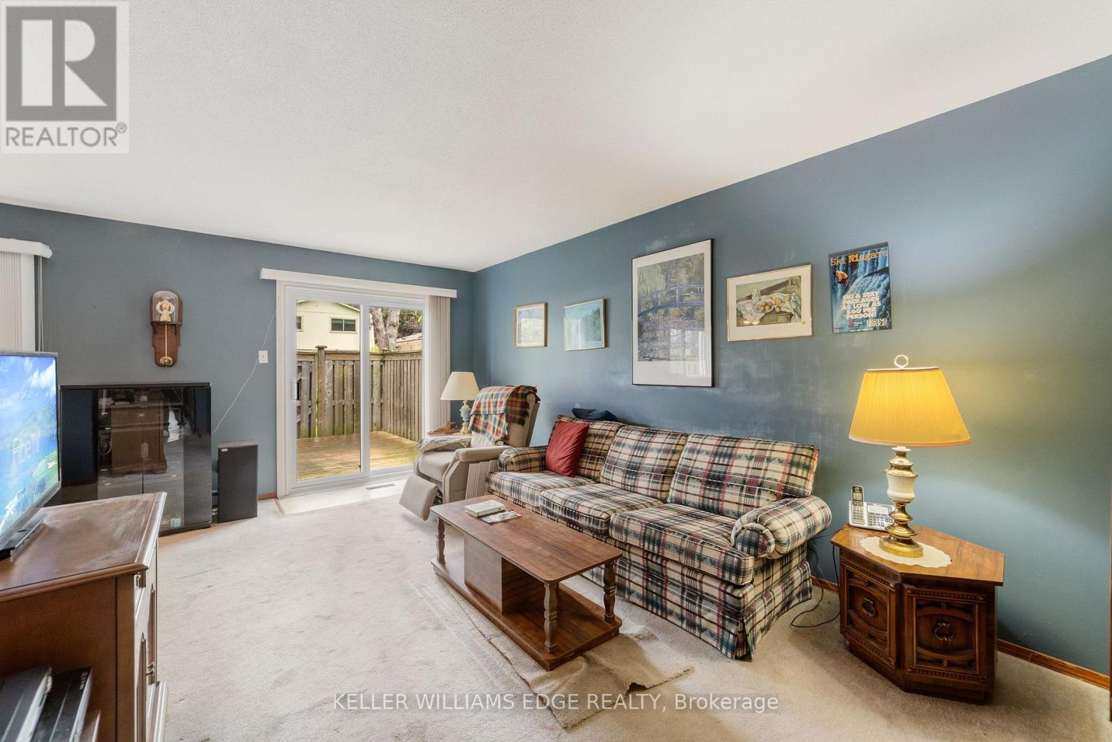 20 - 568 Sheraton Road, Burlington, Ontario  L7L 4B2 - Photo 5 - W12184447
