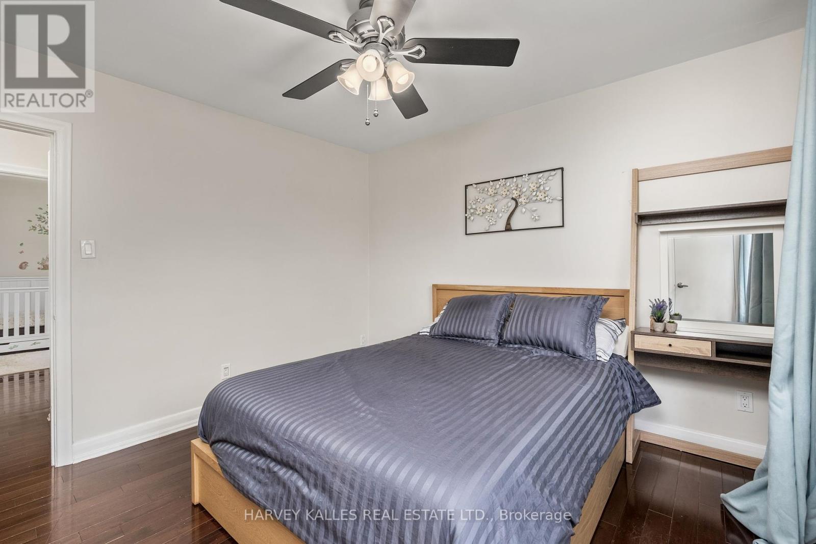 224 Berry Road, Toronto, Ontario  M8Y 1X6 - Photo 19 - W12184452