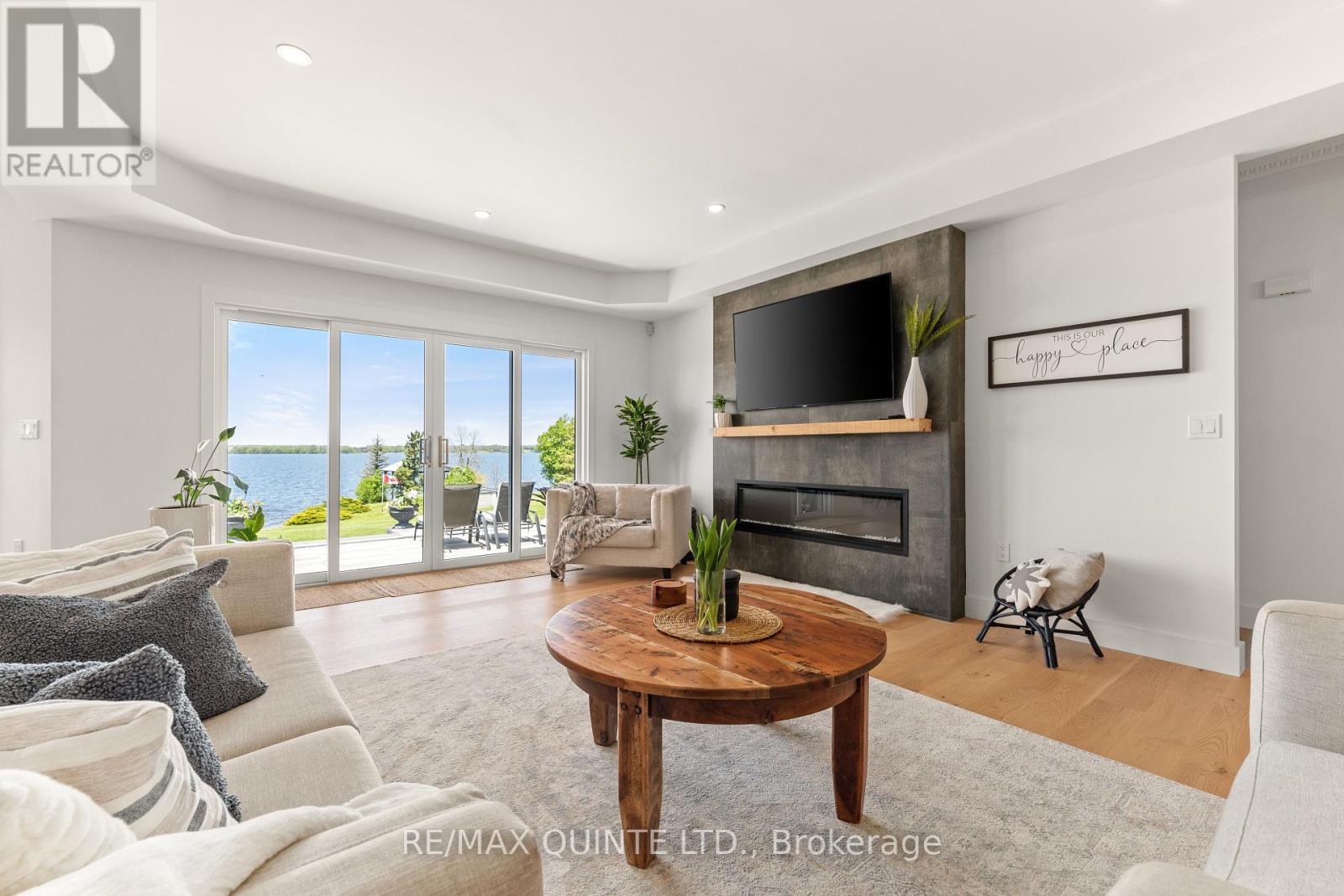 2400 County Rd 3, Prince Edward County, Ontario  K0K 1L0 - Photo 11 - X12184623