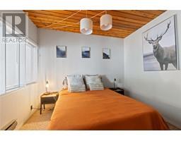 4750 Sunnybrae Canoe Point Road