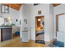 4750 Sunnybrae Canoe Point Road