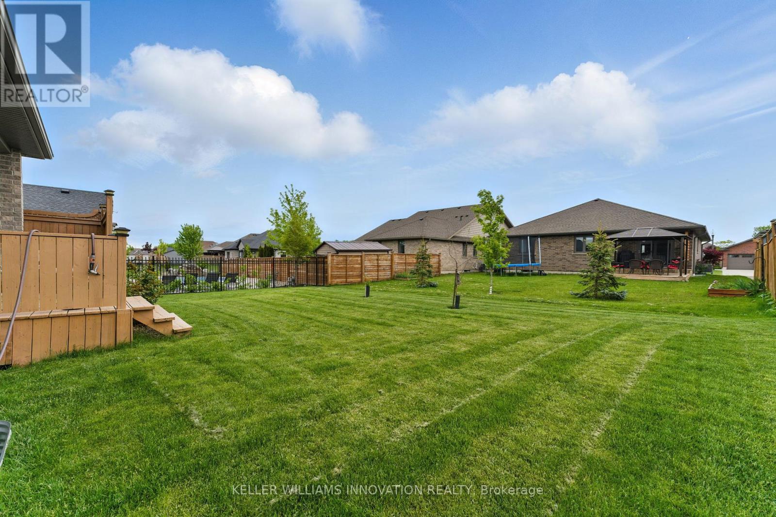 107 Forbes Crescent, North Perth, Ontario  N4W 0B4 - Photo 10 - X12184437