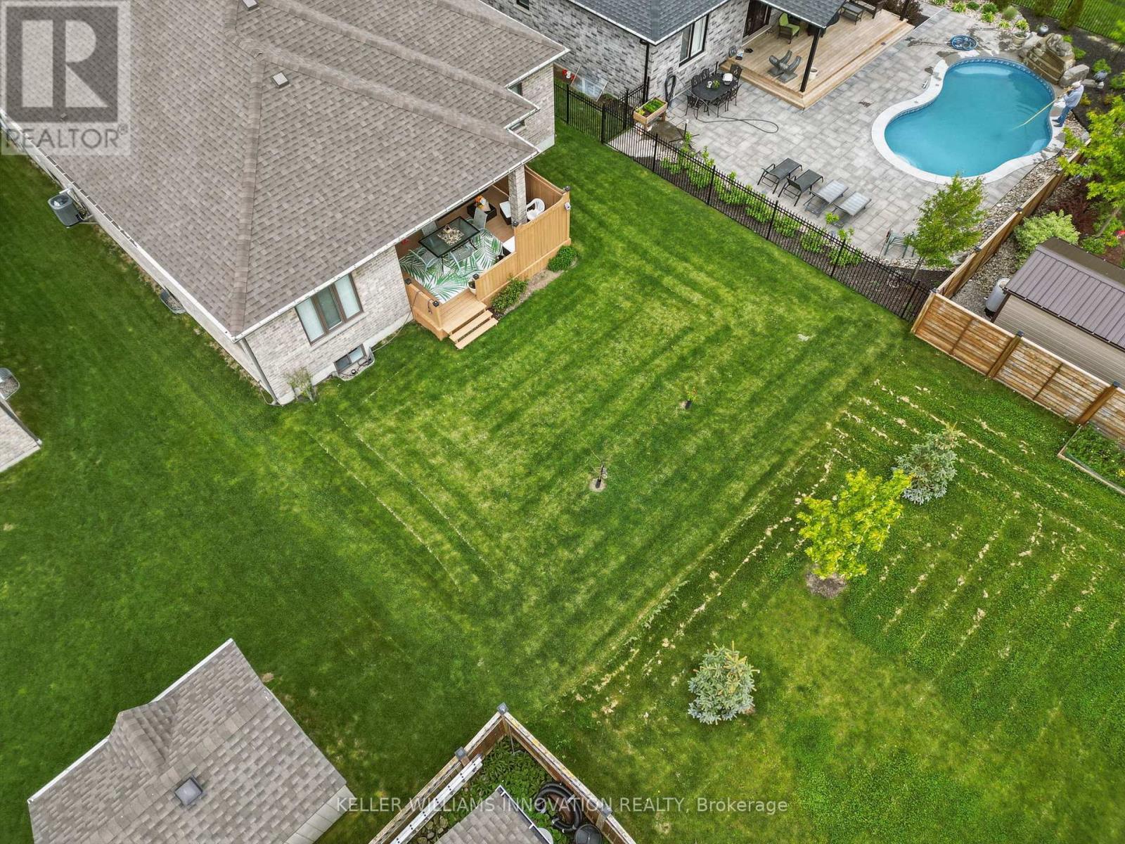107 Forbes Crescent, North Perth, Ontario  N4W 0B4 - Photo 11 - X12184437