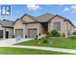 107 FORBES CRESCENT, North Perth, Ontario