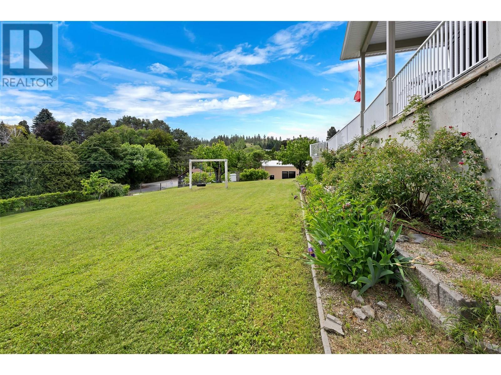 203 Juniper Avenue, Kaleden, BC V0H1K0