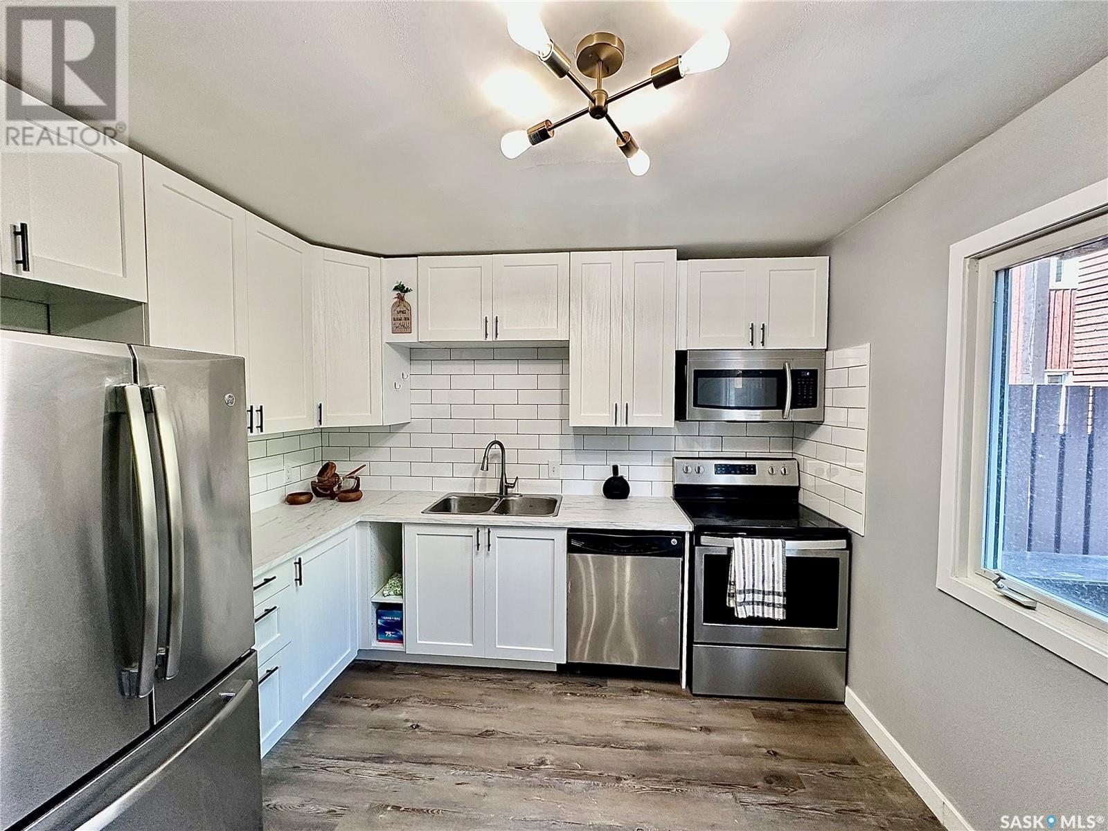 E 2 Lincoln Drive, Regina, Saskatchewan  S4S 2V6 - Photo 8 - SK007730