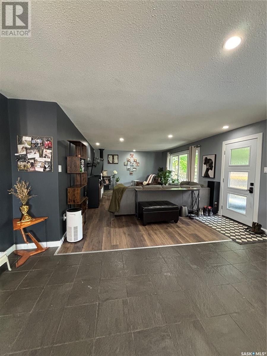 110 Marsh Street, Maple Creek, Saskatchewan  S0N 1N0 - Photo 16 - SK007689