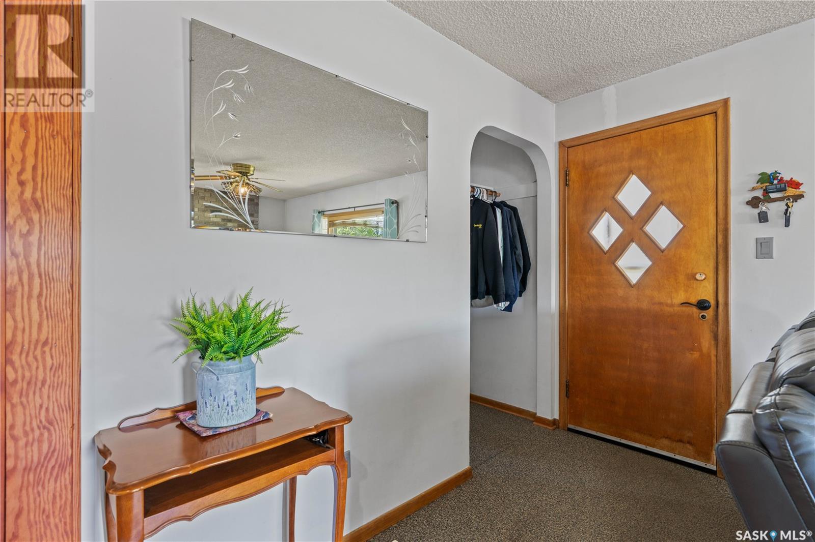 Property at 1102 Elgin AVENUE image 3