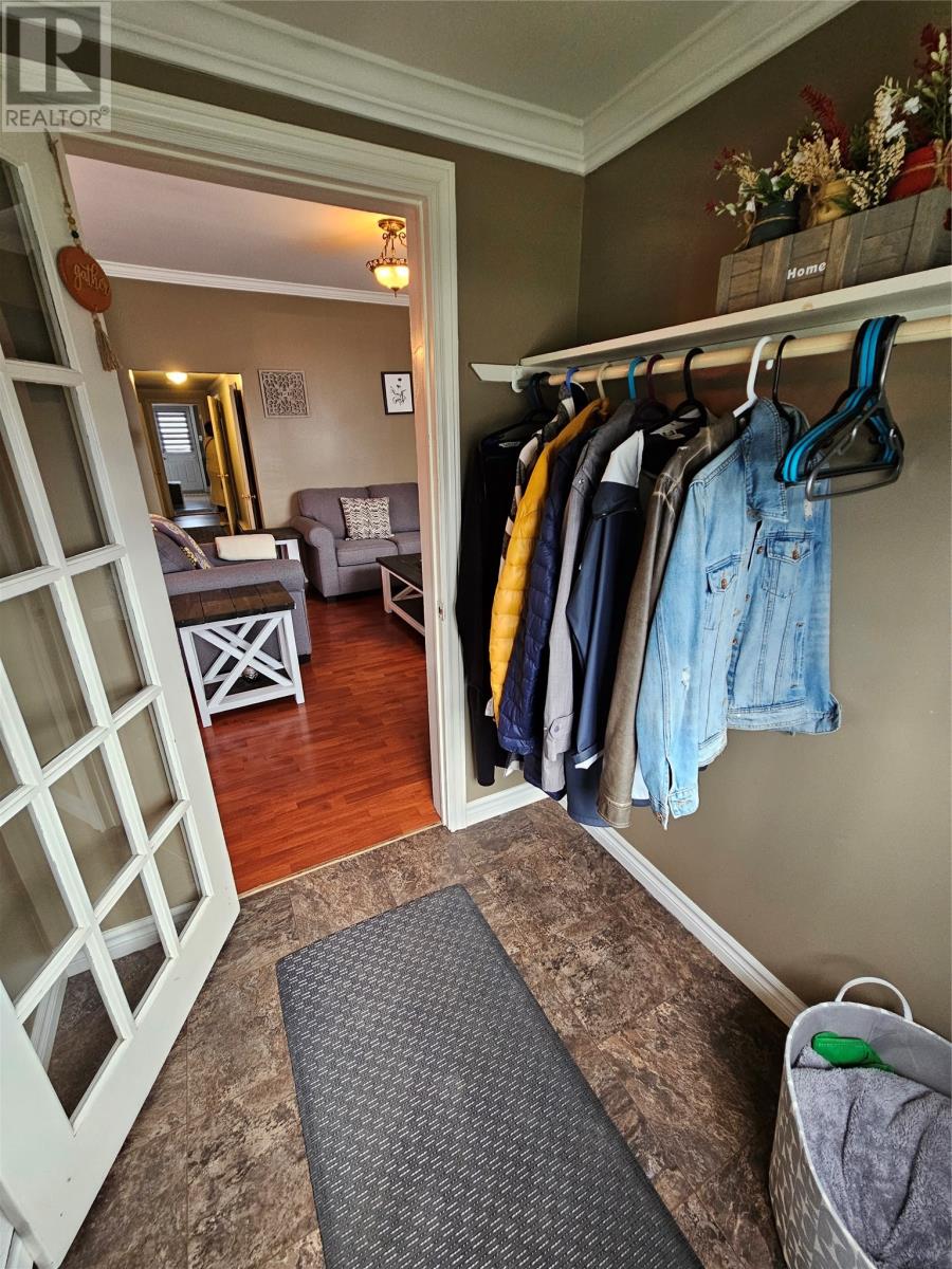 Property at 30 PEARCE Avenue image 3