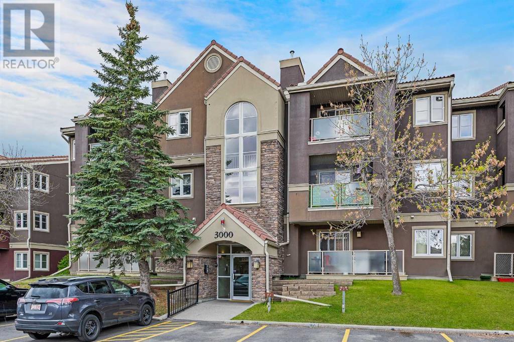 Property at 12, 3012 Edenwold Heights NW image 2