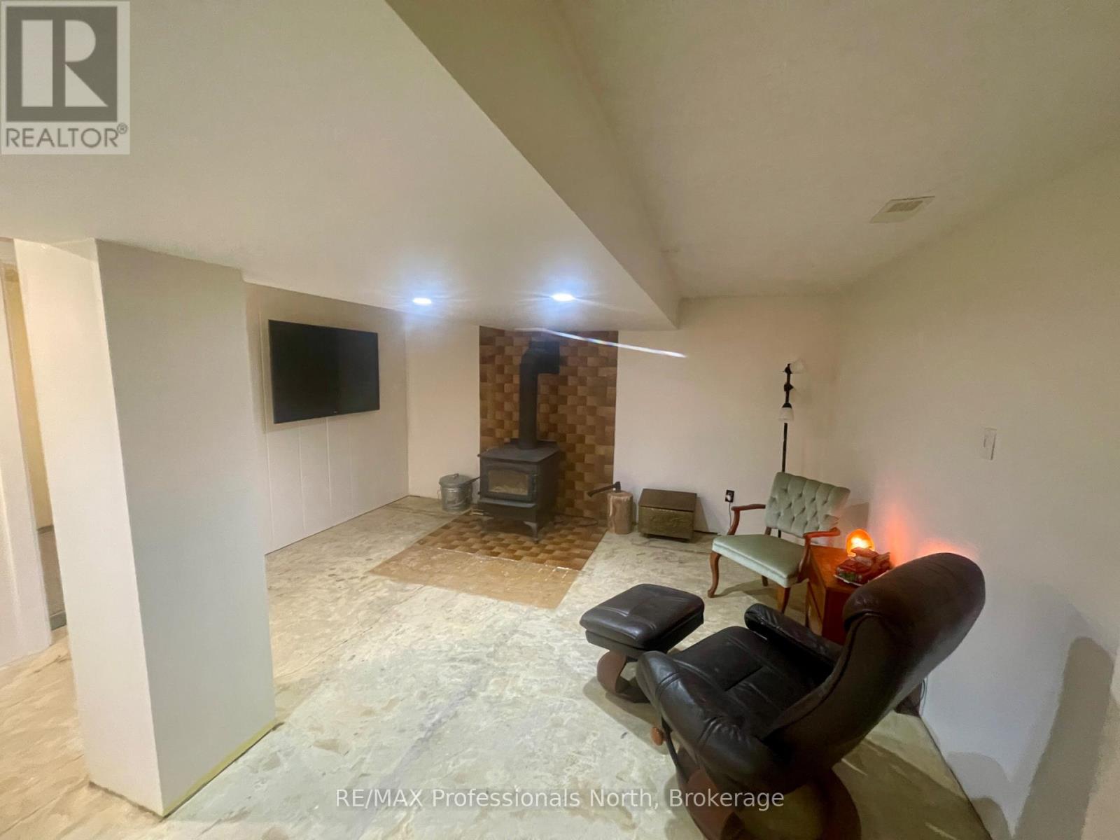 553 Homeland Dr Drive, Perry, Ontario  P0A 1J0 - Photo 34 - X12181060