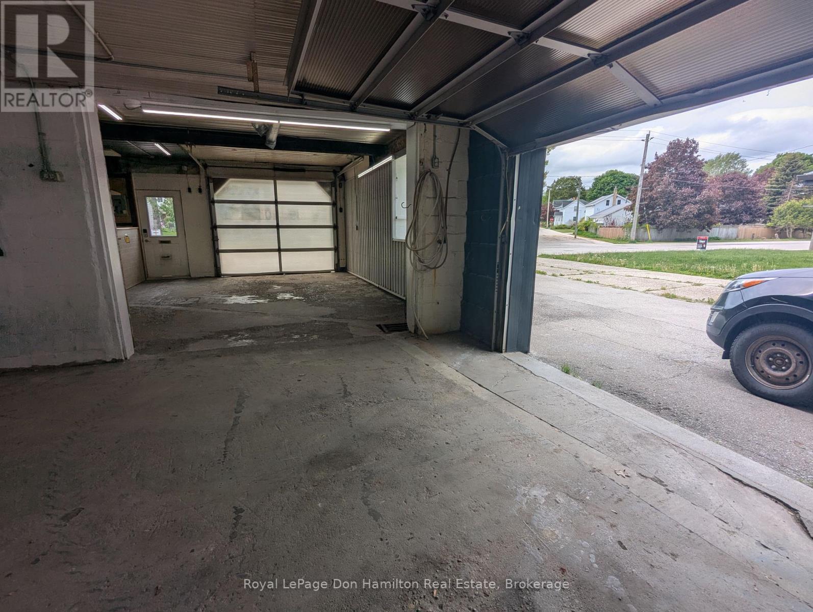 39 Mill Street, Minto, Ontario  N0G 1Z0 - Photo 15 - X12061603