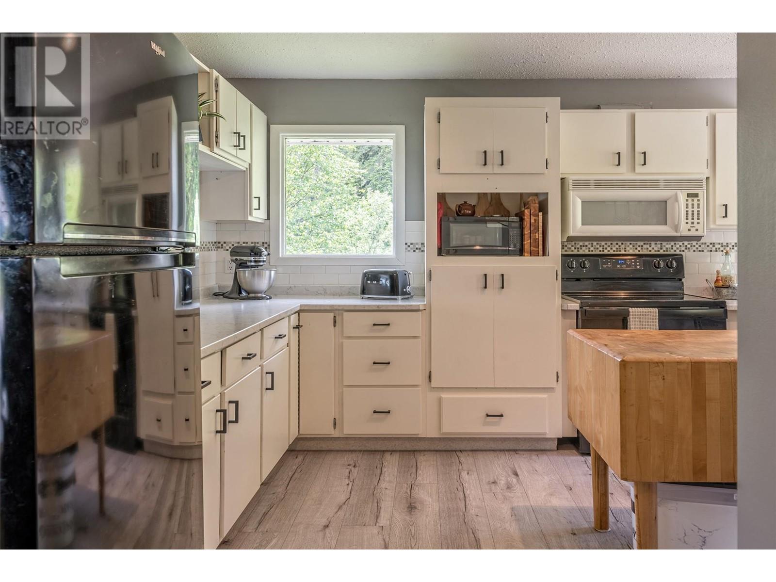 Property at 3304 White Lake Road image 2