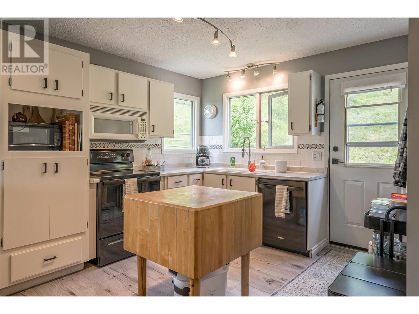 Property at 3304 White Lake Road image 3