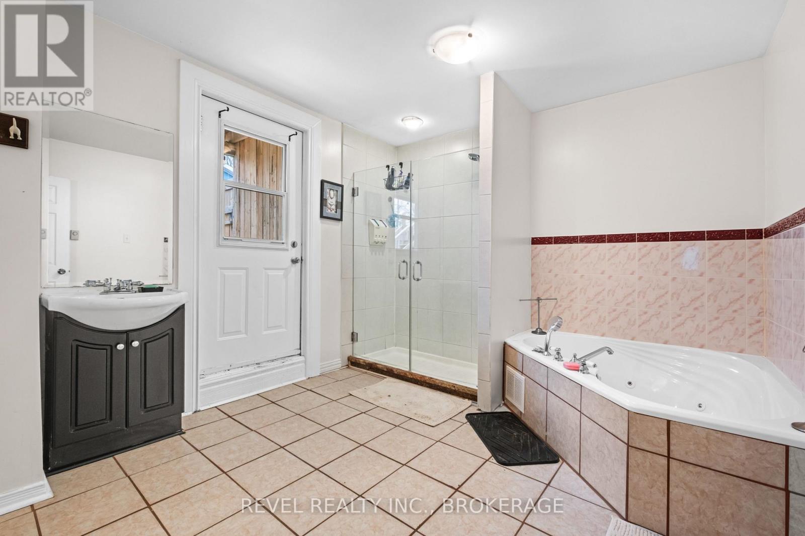 4221 Bath Road, Kingston, Ontario  K7M 4Y8 - Photo 18 - X12184748