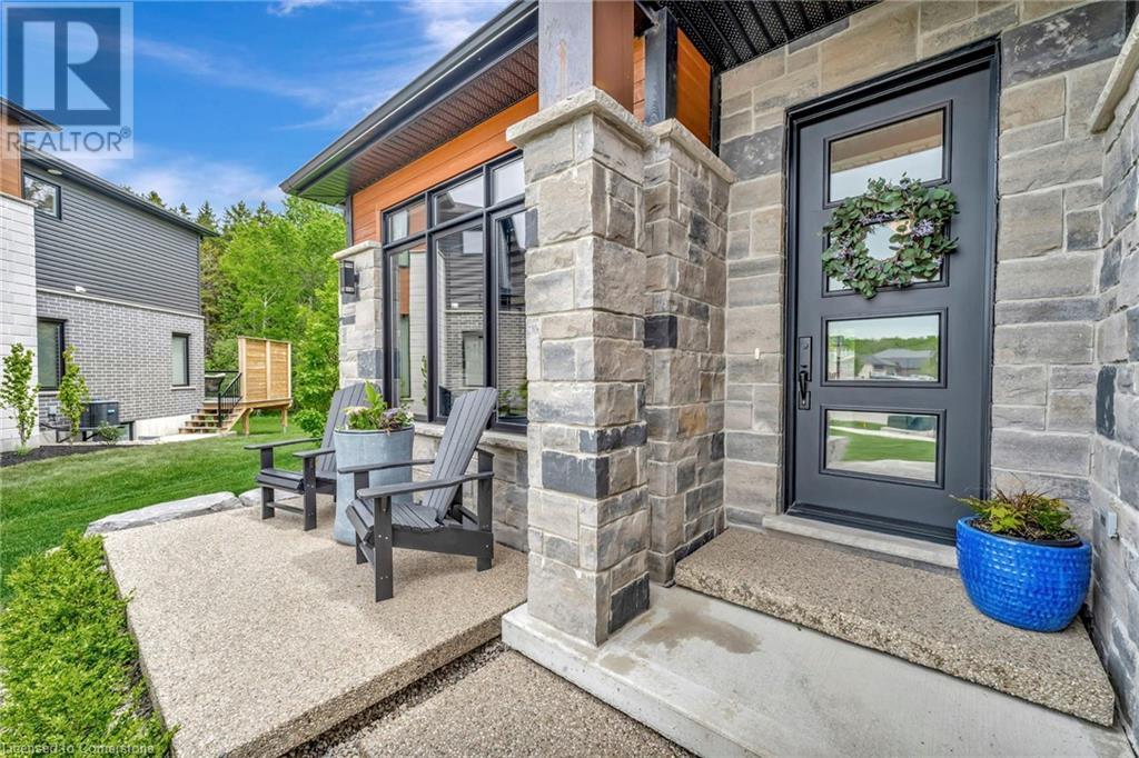 330 Rogers Road, Listowel, Ontario  N4W 0H3 - Photo 6 - 40734646