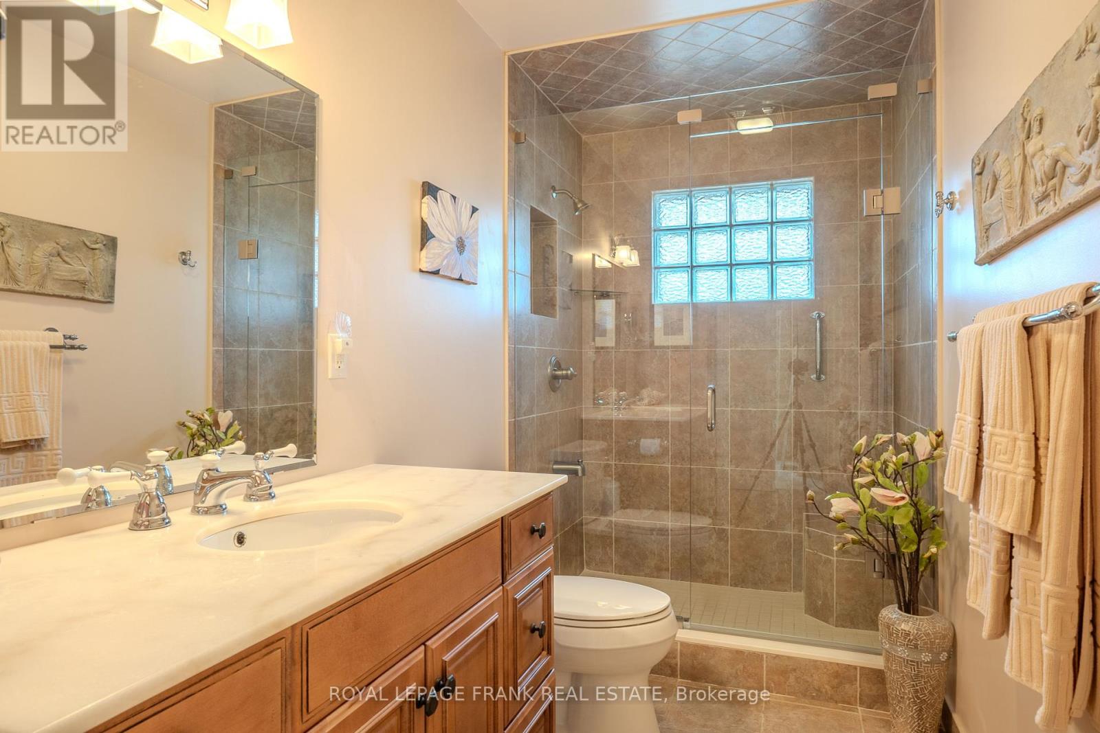 10 Alma Road, Kawartha Lakes, Ontario  K0M 1A0 - Photo 17 - X12184612