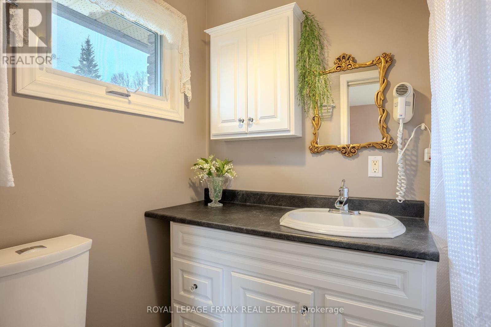 10 Alma Road, Kawartha Lakes, Ontario  K0M 1A0 - Photo 20 - X12184612