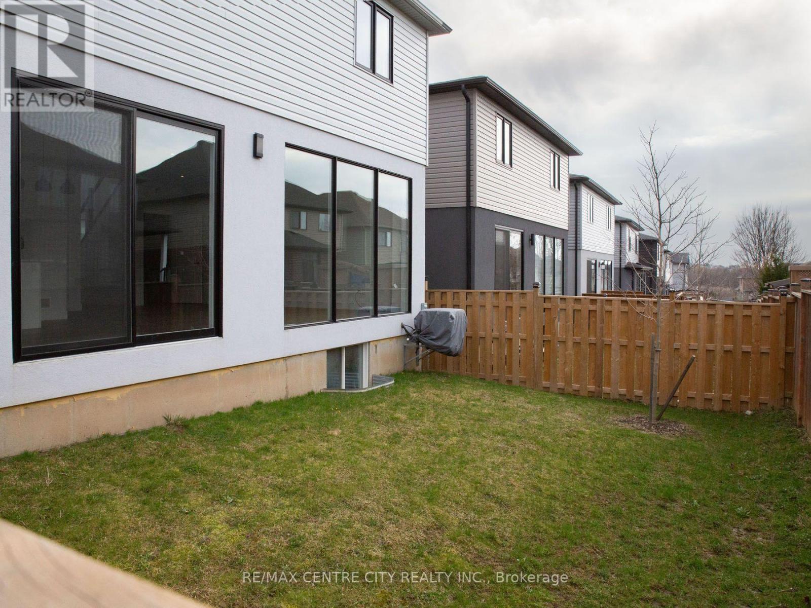 26 - 1820 Canvas Way, London North, Ontario  N5X 0N5 - Photo 36 - X12184601