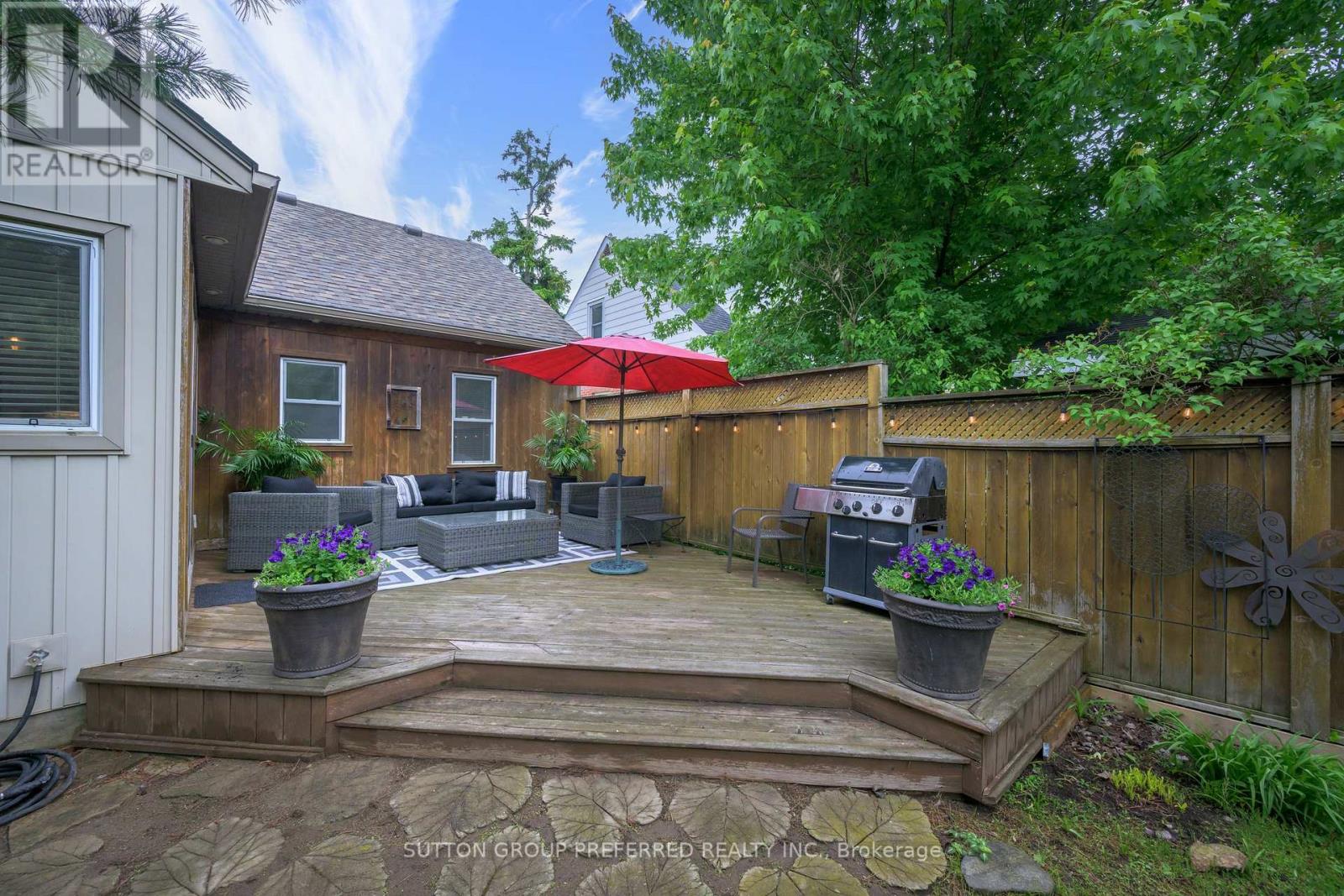 107 Devonshire Avenue, London South (South G), Ontario  N6C 2H6 - Photo 32 - X12184689