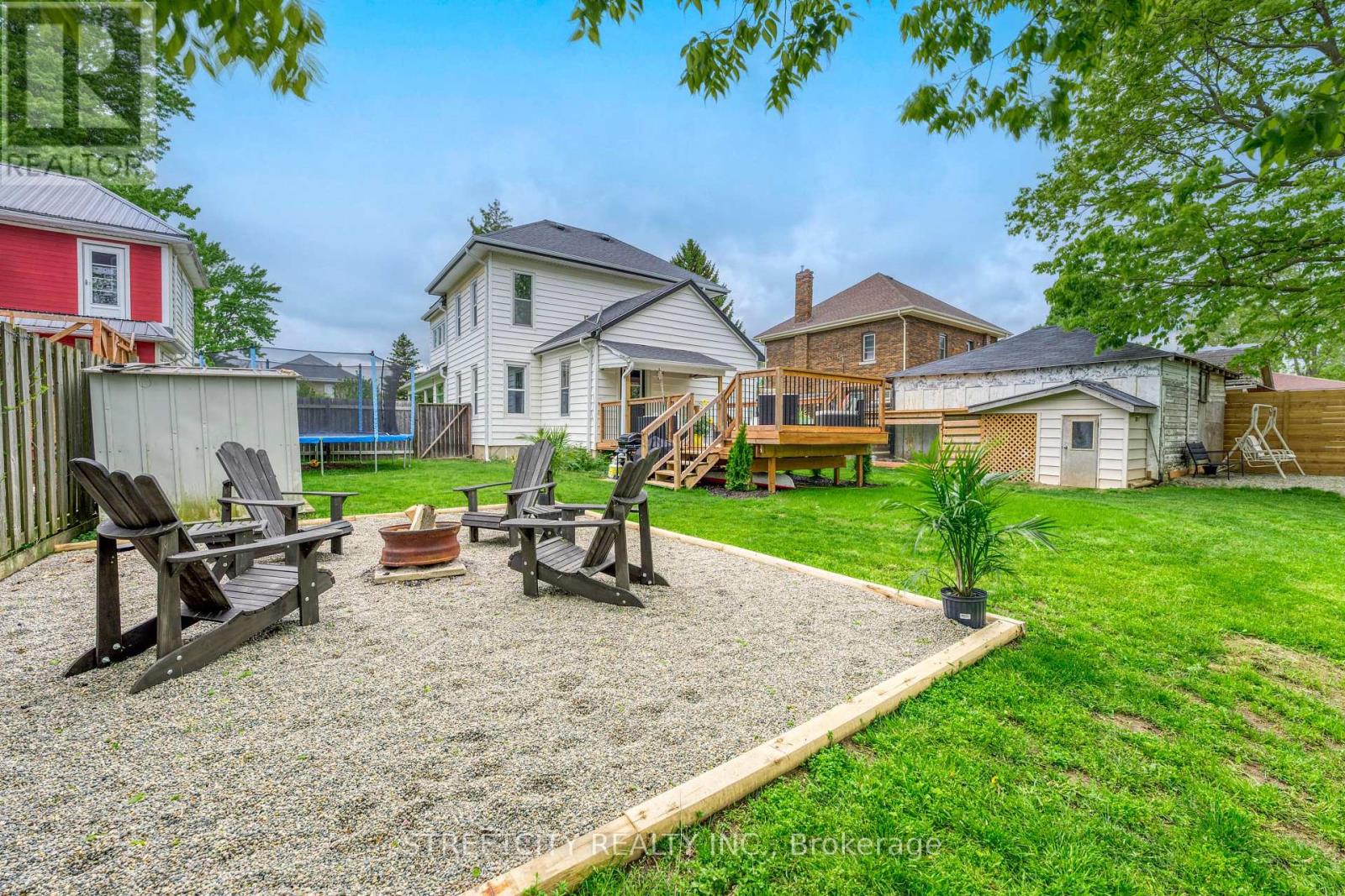3220 Church Street, Brooke-Alvinston (Brooke Alvinston), Ontario  N0N 1A0 - Photo 11 - X12184733