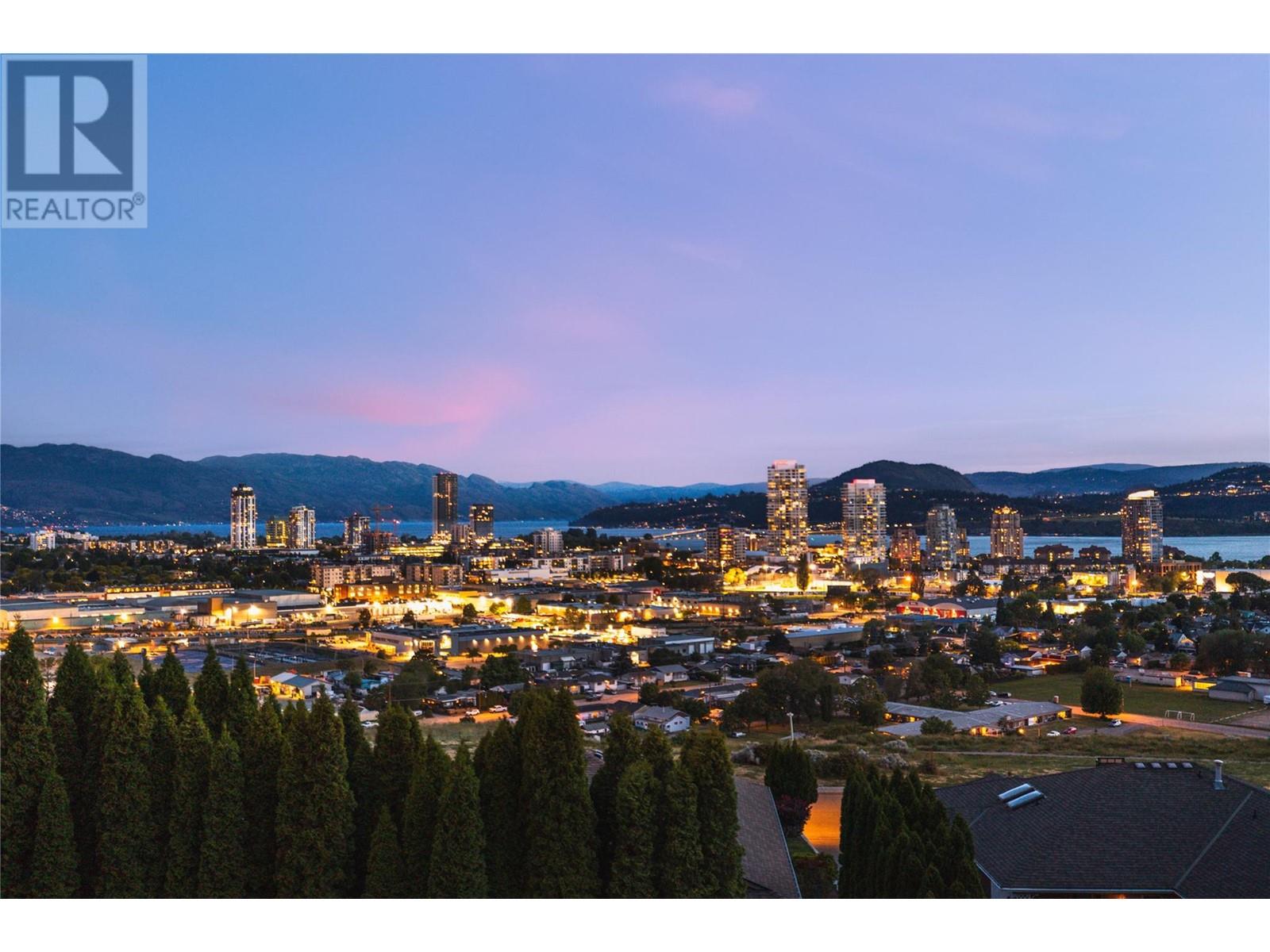 740 ROYAL PINE Drive, Kelowna, BC V1Y9G2