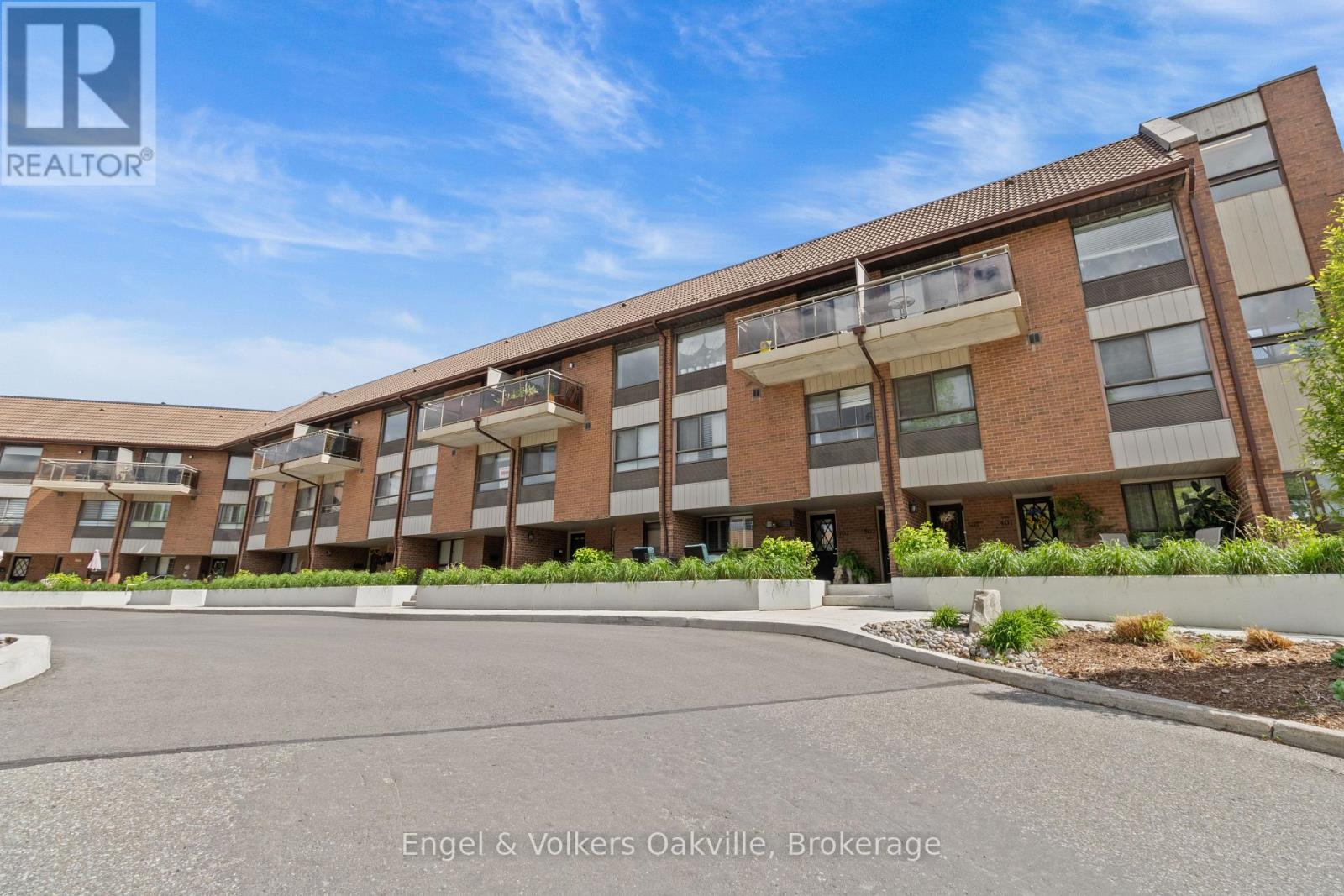 402 - 1000 CEDARGLEN GATE, mississauga (erindale), Ontario