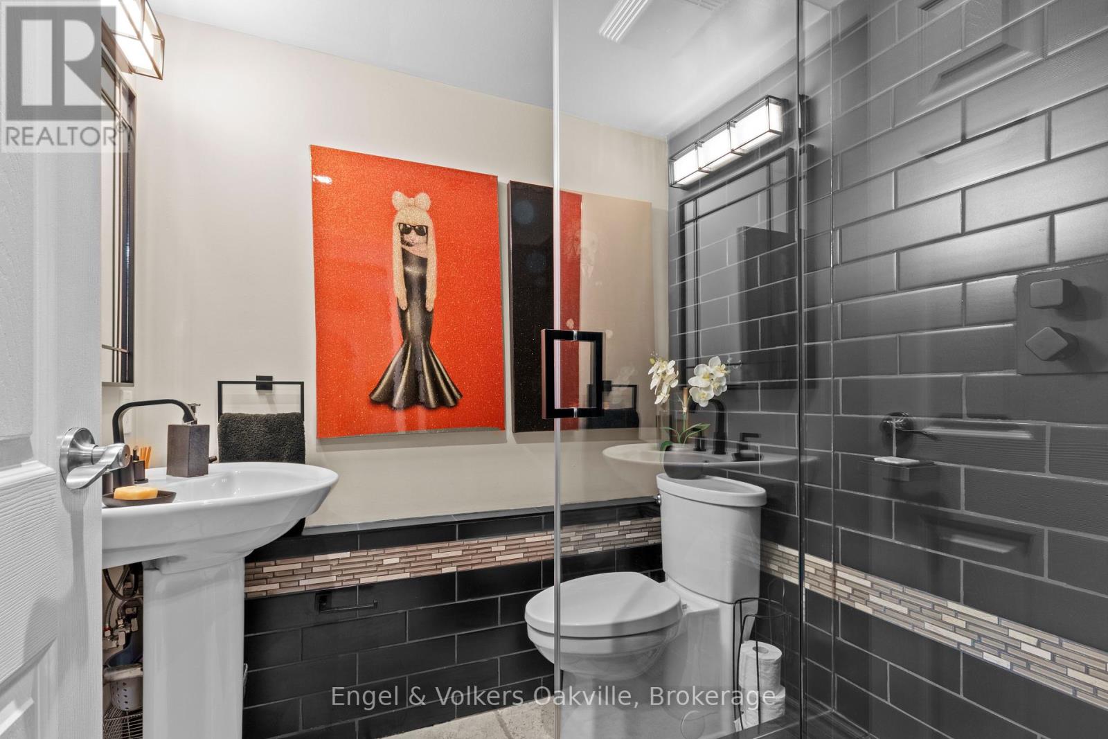 402 - 1000 Cedarglen Gate, Mississauga (Erindale), Ontario  L5C 3Z5 - Photo 12 - W12184681