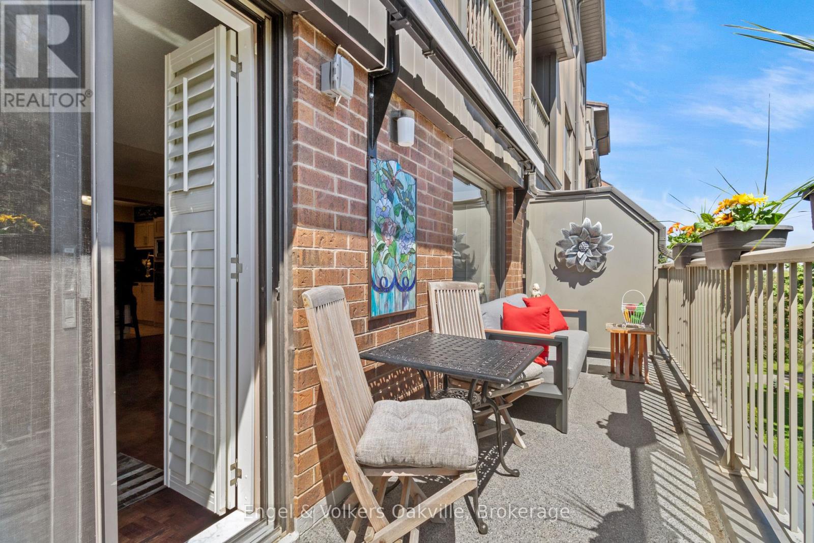 402 - 1000 Cedarglen Gate, Mississauga (Erindale), Ontario  L5C 3Z5 - Photo 18 - W12184681