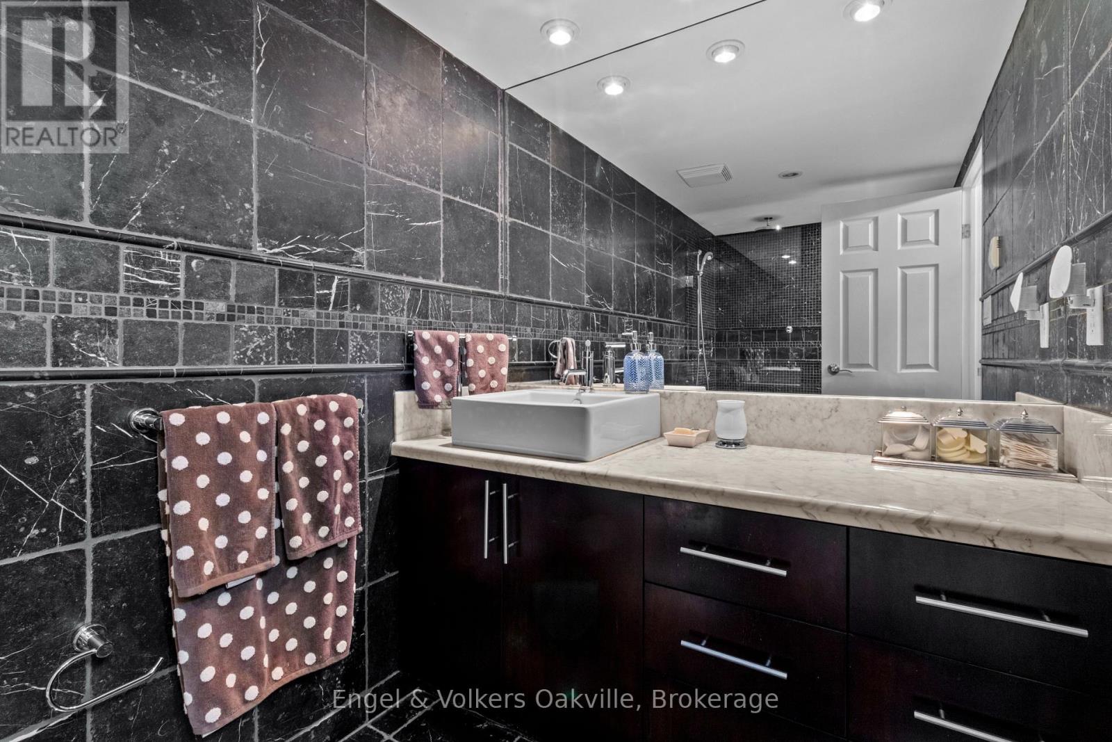 402 - 1000 Cedarglen Gate, Mississauga (Erindale), Ontario  L5C 3Z5 - Photo 28 - W12184681