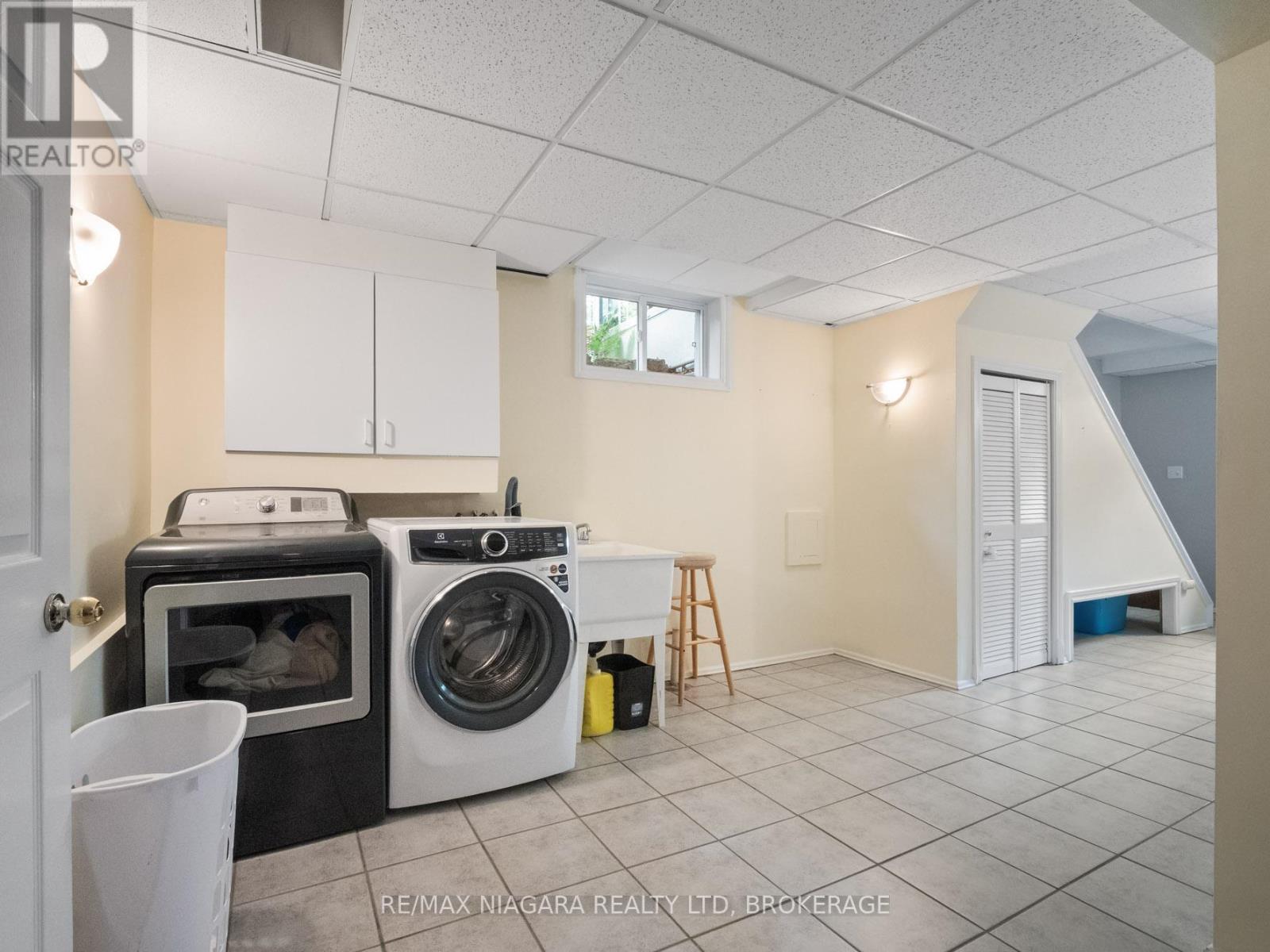 470 Glenwood Drive E, Fort Erie, Ontario  L0S 1N0 - Photo 24 - X12184650