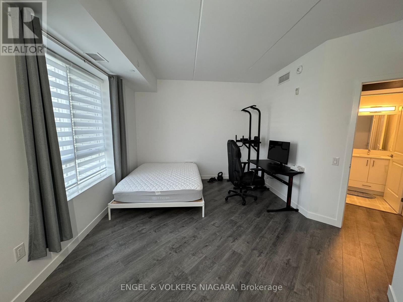 205 - 7549a Kalar Road, Niagara Falls, Ontario  L2H 3W6 - Photo 8 - X12184704