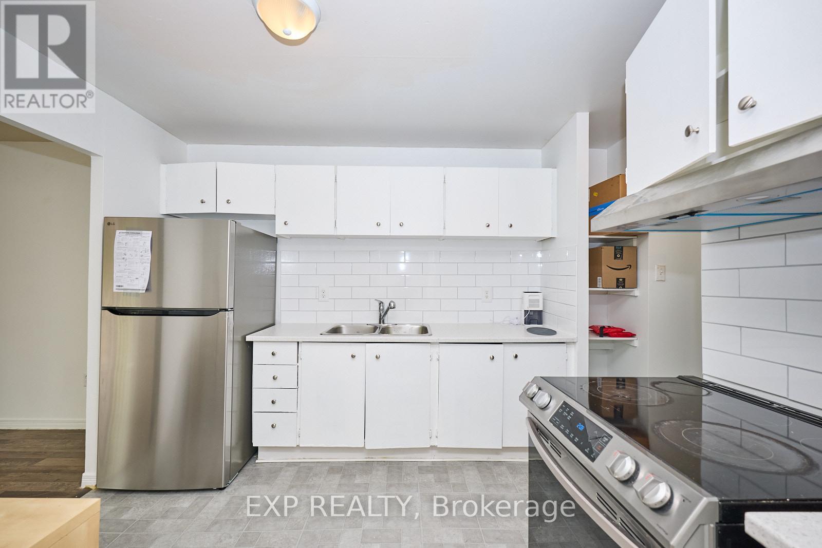 169 - 17 Old Pine Trail, St. Catharines (Carlton/bunting), Ontario  L2M 6P9 - Photo 7 - X12184710