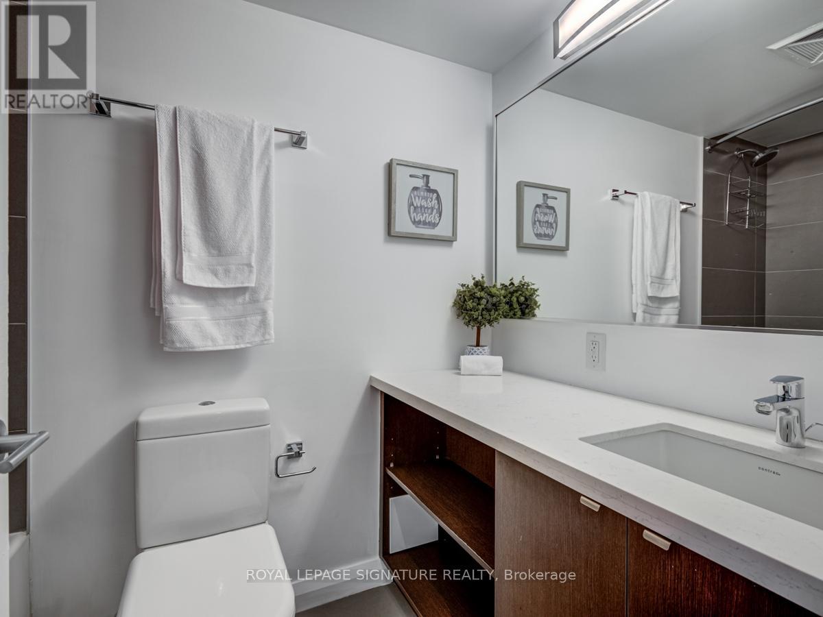 1417 - 155 Yorkville Avenue, Toronto (Annex), Ontario  M5R 0B4 - Photo 15 - C12184524