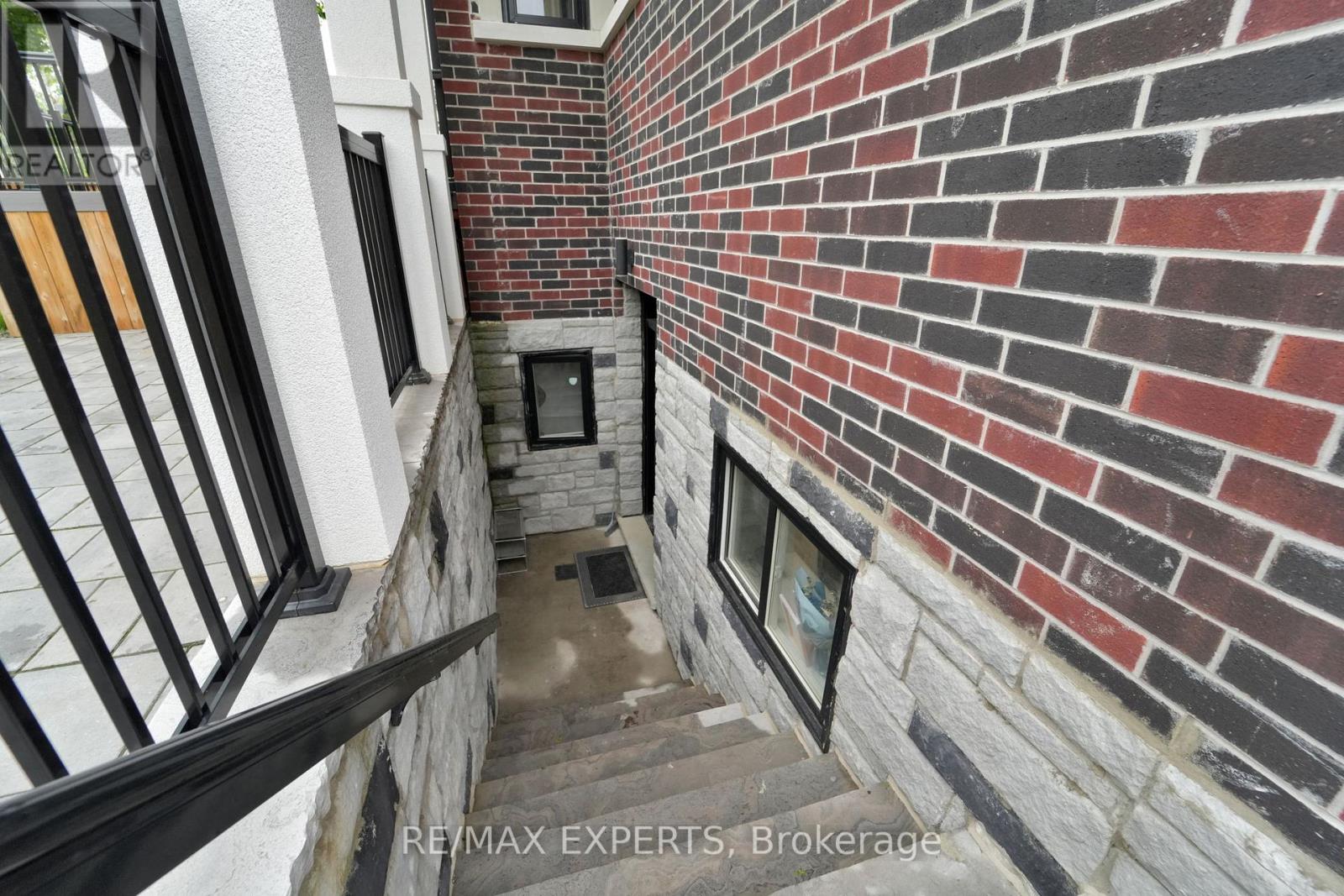 92 Churchill Avenue, Toronto (Willowdale West), Ontario  M2N 1Z1 - Photo 48 - C12184647