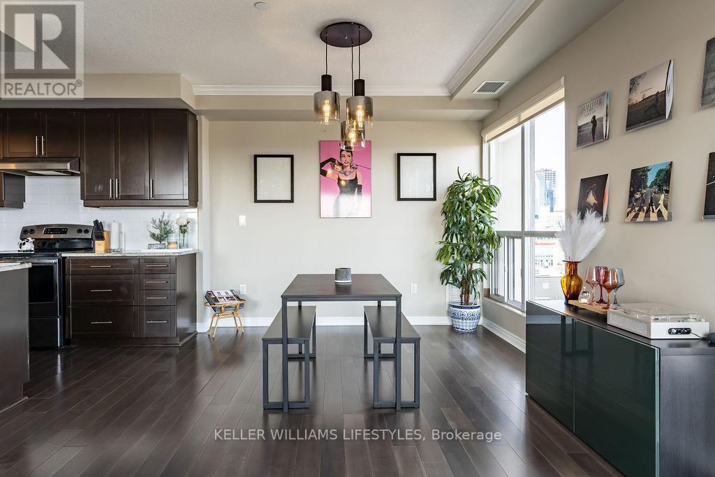 804 - 330 Ridout Street S, London East, Ontario  N6C 3Z3 - Photo 5 - X12143358