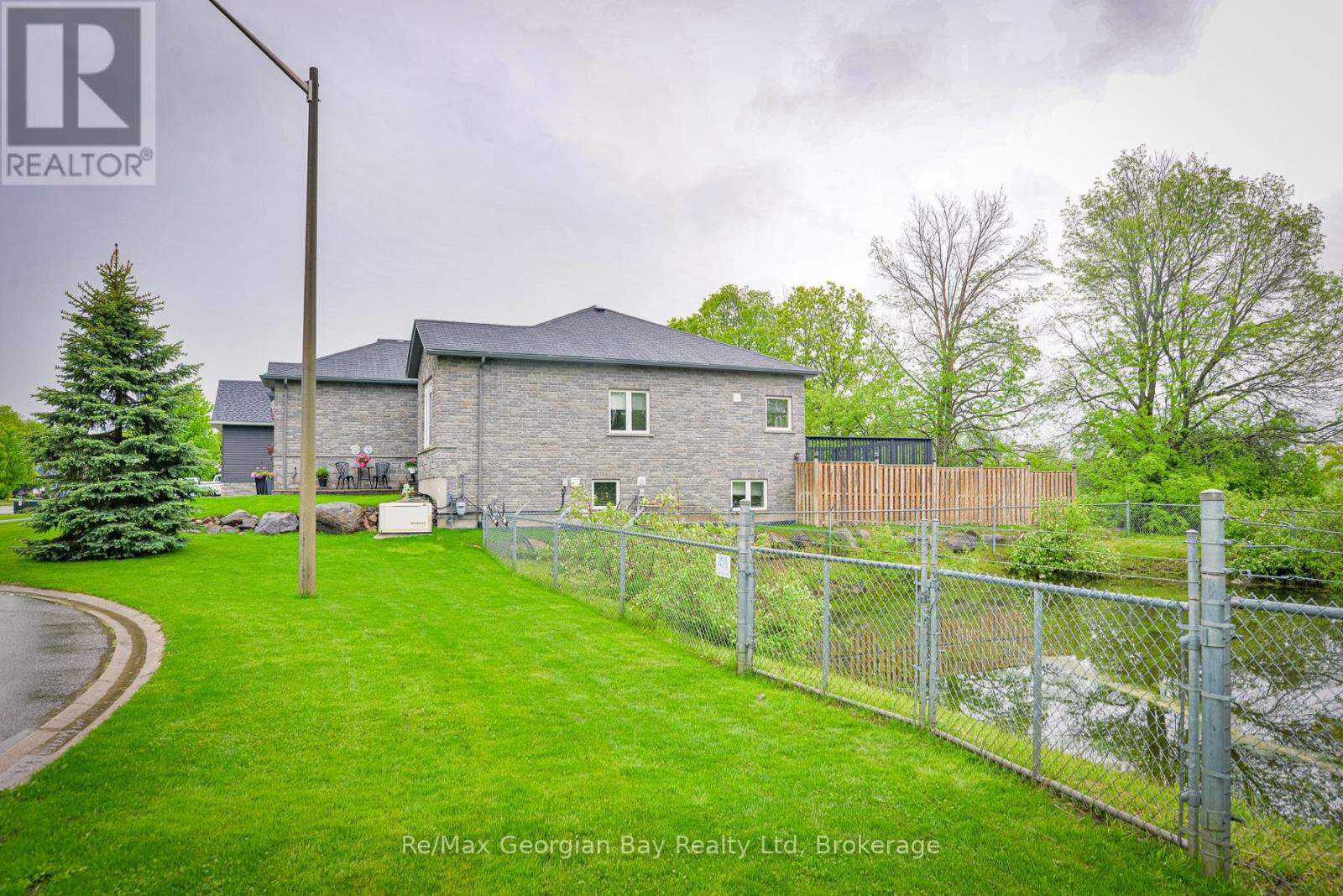 51 Donlands Court, Severn, Ontario  L0K 1E0 - Photo 23 - S12184729