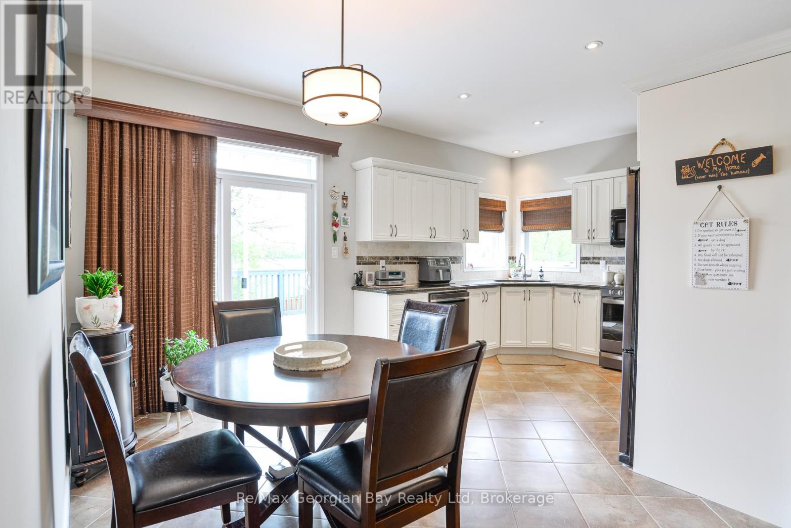 51 Donlands Court, Severn, Ontario  L0K 1E0 - Photo 6 - S12184729