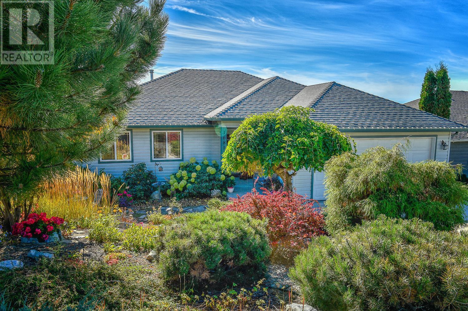 1681 Large Avenue, Kelowna, British Columbia