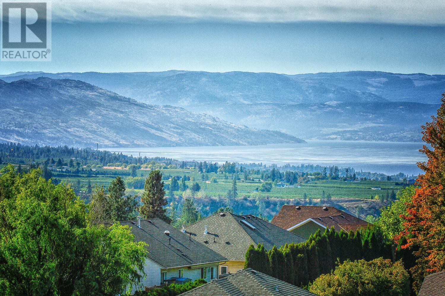 1681 Large Avenue, Kelowna, British Columbia  V1P 1M9 - Photo 2 - 10349922