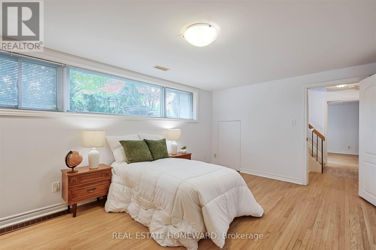 8 Burnview Crescent, Toronto, Ontario  M1H 1B5 - Photo 26 - E12184472