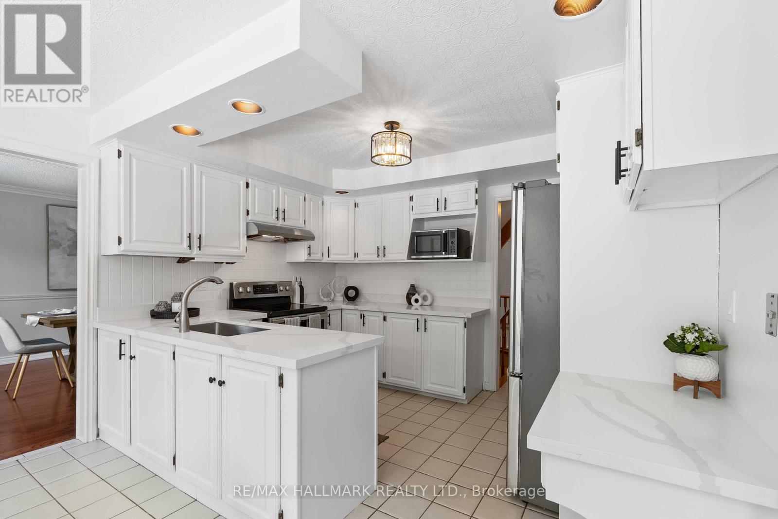 64 Invermarge Drive, Toronto, Ontario  M1C 3M4 - Photo 14 - E12184493