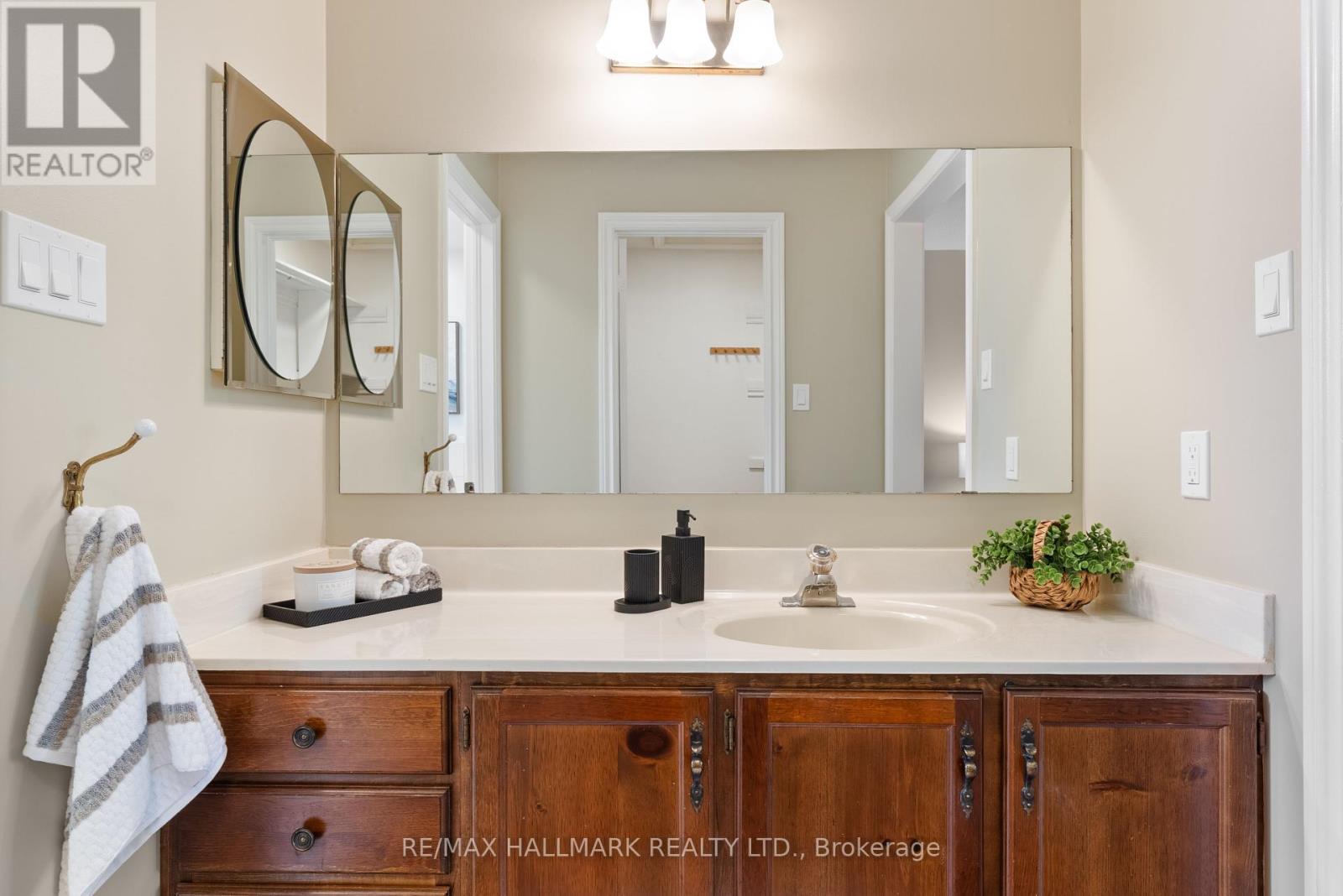 64 Invermarge Drive, Toronto, Ontario  M1C 3M4 - Photo 21 - E12184493