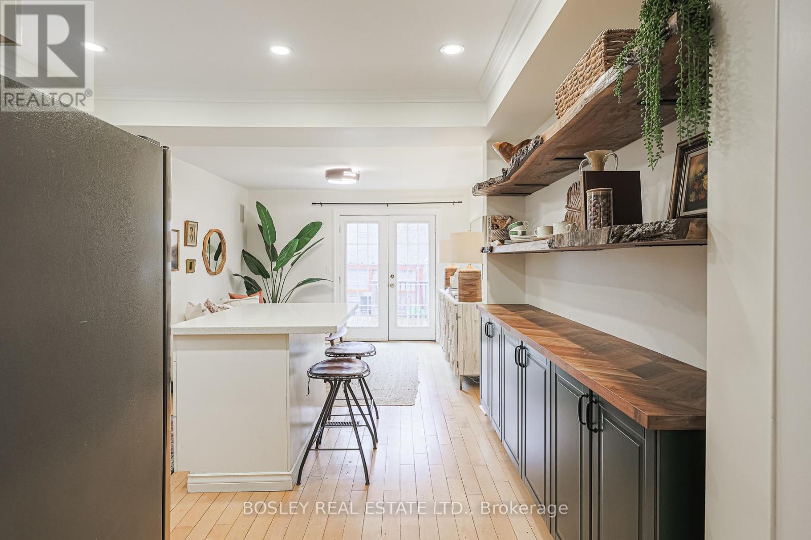 245 Kenilworth Avenue, Toronto, Ontario  M4L 3S7 - Photo 16 - E12184558