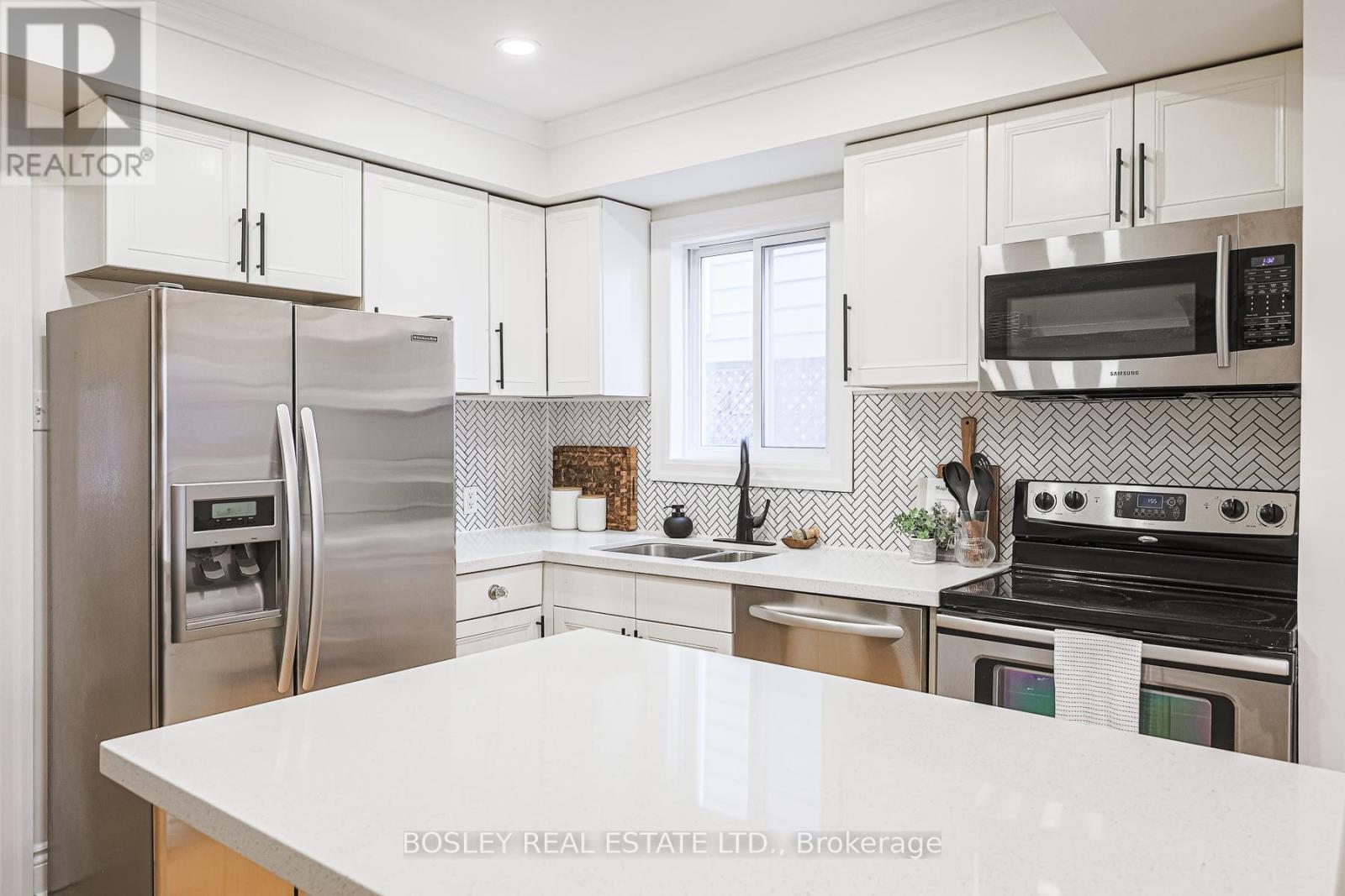 245 Kenilworth Avenue, Toronto, Ontario  M4L 3S7 - Photo 21 - E12184558