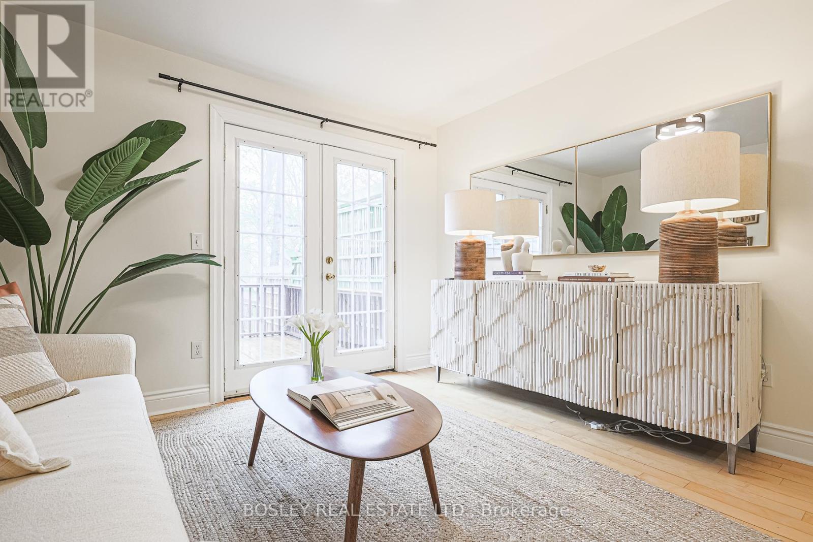 245 Kenilworth Avenue, Toronto, Ontario  M4L 3S7 - Photo 24 - E12184558